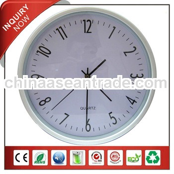 Quartz Wall Clocks For Modern Women