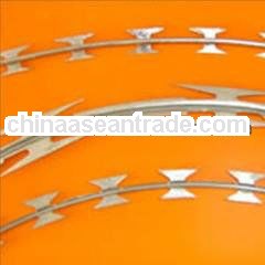 Razor barbed wire/bare wire fence/plastic razor wire cbt-60 alibaba china