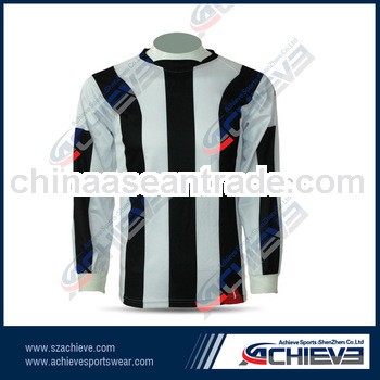 Specializing soccer jerseys and shorts