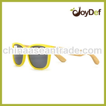 Spring hinged wayfarer bamboo sunglasses UV400 protecting