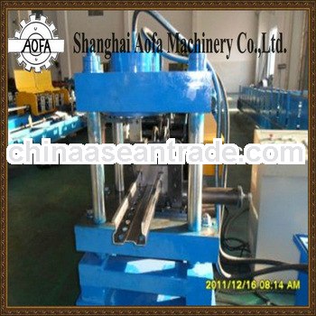 Storage rack making roll forming machine