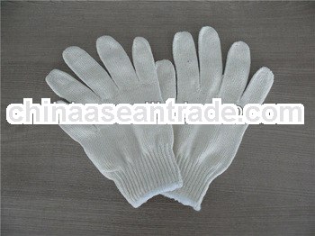 White cotton hand gloves