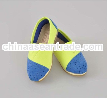 Wholesale Boys Girls Flat Slip-on Canvas Shoes Kids Children Flat Round Toe Casual Shoes