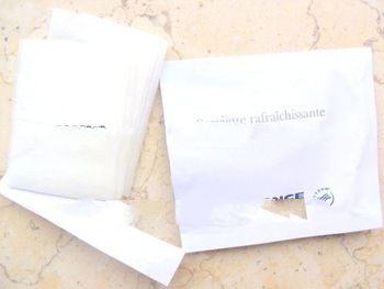 airline travel disposable wet wipes