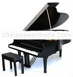 Piano en miniatura / Wooden miniature grand piano