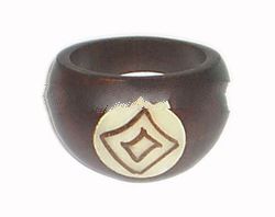 Sono Wood Finger Ring