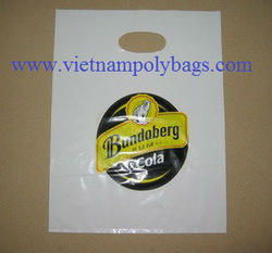 Cheap punch out handle poly plastic bag made in Viet Nam