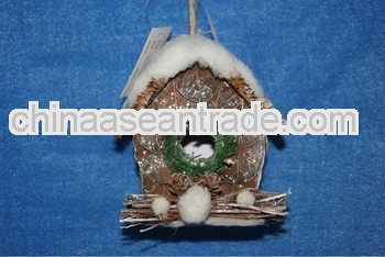 christmas hanging birdhouse