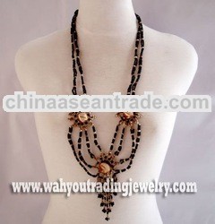 glass beads necklace