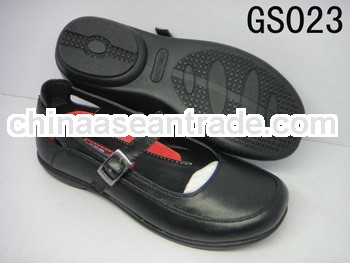 durable school shoes