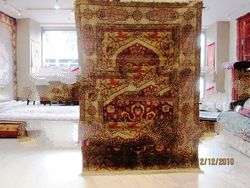 Hereke Kumkapi Antique Silk