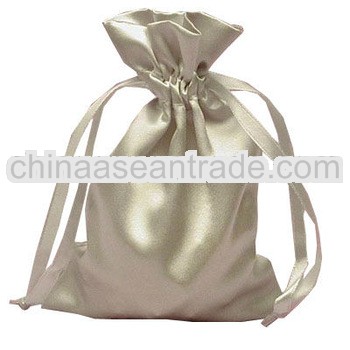 e-cofriendly velvet bag with satin lining