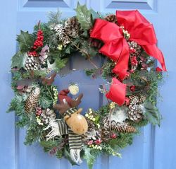 FOREST BOUNTY CHRISTMAS WREATH