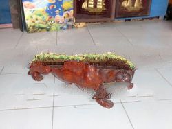 patung macan