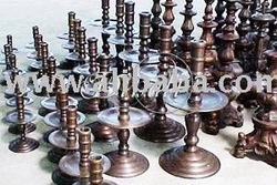 D - 1205 BCHBronze candle holder