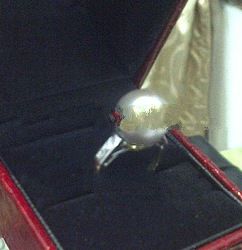 Likita Jewelery #23 - Pearl Ring with Gold 22 K and Diamond 0.012 K