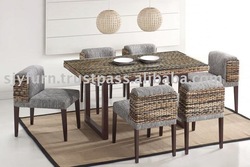 Hepatica dining set