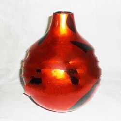 Lacquer vase, ceramic vase