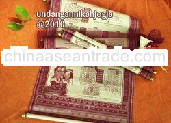 undangan gulung unik