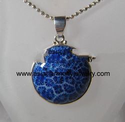 Pendant jewelry