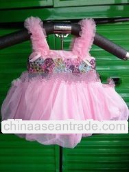 beautifull baby knited lace dress