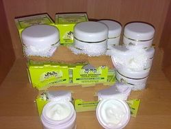 Mustajab Stevia Cream