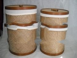 Bamboo laundry box