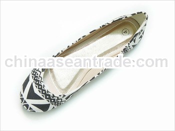 ladies ballerina fashion style black and white printed