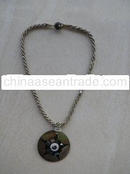 Necklace bead