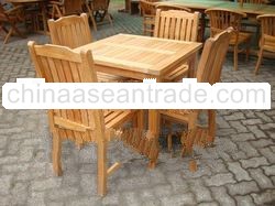 Dining Table 4 chair (outdoor)