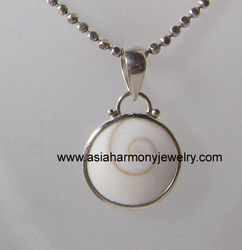 Pendant jewelry