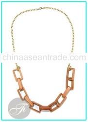 chained and wood necklace