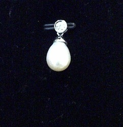 Likita Jewelery #28 - Pearls Pendant with White Gold 18 K