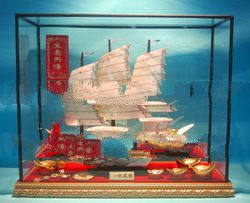 Mother of Pearl Ship Set