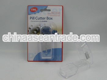 plastic pill box with cutter for convenient
