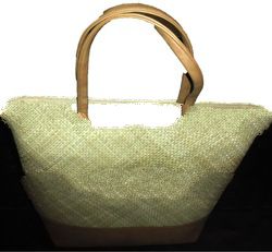 Eco friendly pandanus handbag nyantung Natural