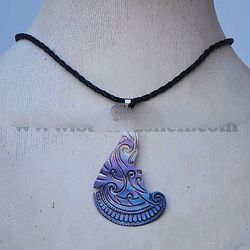 pendants charm shell carving