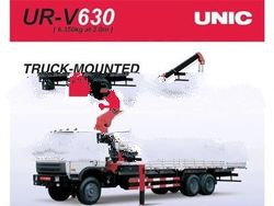 UNIC Heavy-Duty Truck-Mounted Crane