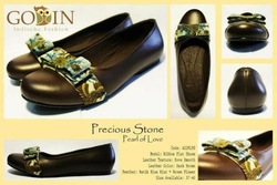 Precious Stone Flat Shoes