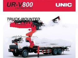 UNIC Heavy-Duty Truck-Mounted Crane