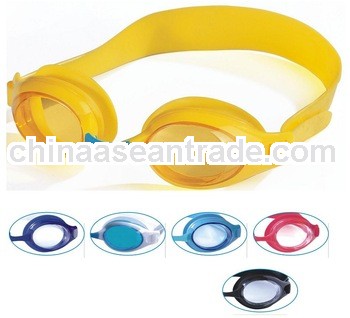 rainbow swimming goggles, Anti-fog treatment with soft and comfortable silicone gasket and strap