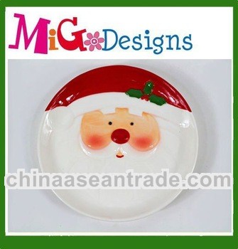 round red ceramic christmas dish