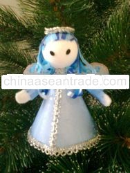 Cristmas gift doll bluesky