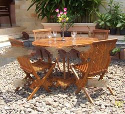 Classic Outdoor Furniture Set