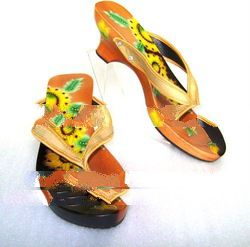 Ladies Wooden Sandals