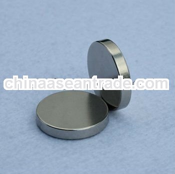 small thin round magnet