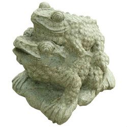 Frog sculpture