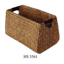 Rectangular storage basket of water hyacinth fibers/ Water hyacinth basket with iron frame (HS 3561)