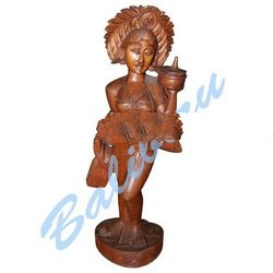 Women wood statue