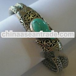 Bracelet With Flower Motif Carving And Bali Chain